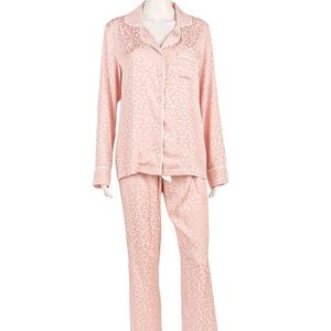 Kourtney Kardashian Sz S Pink Leopard satin pajamas